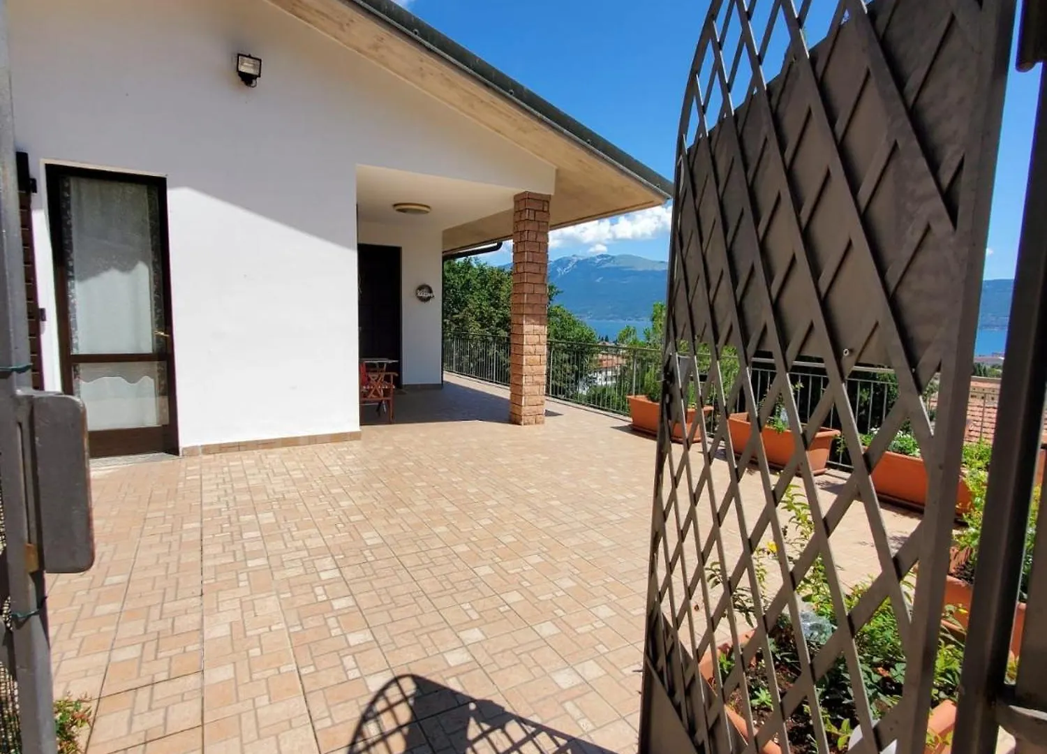 Garda Sunshine Apartment Toscolano Maderno