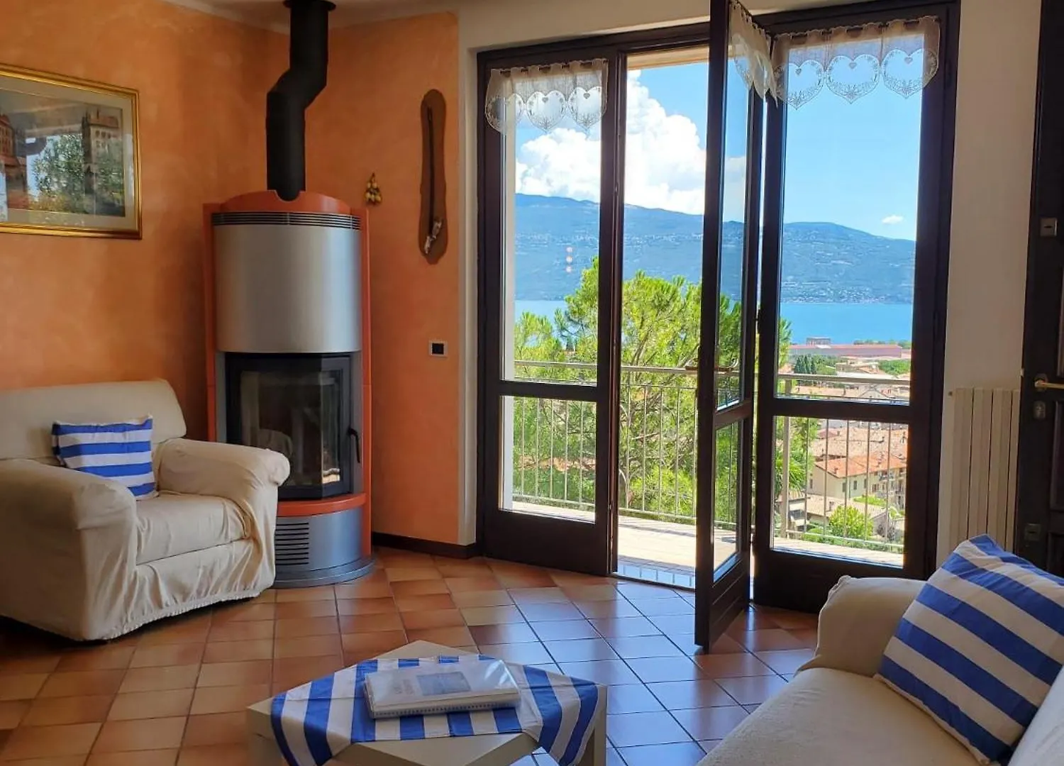 Garda Sunshine Apartment Toscolano Maderno